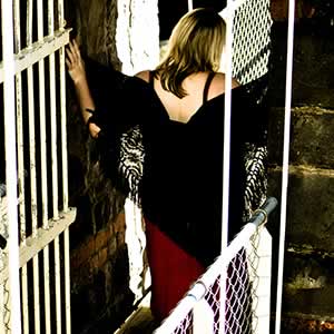 Girl in a red dress &ndash; Lisa